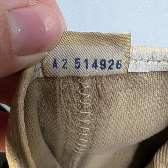 Vtg 1990s Dooney & Bourke Yellow Monogram Canvas Leather Trim Buckle Bucket Bag - Picture 7 of 7